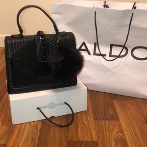 black Aldo handle purse
